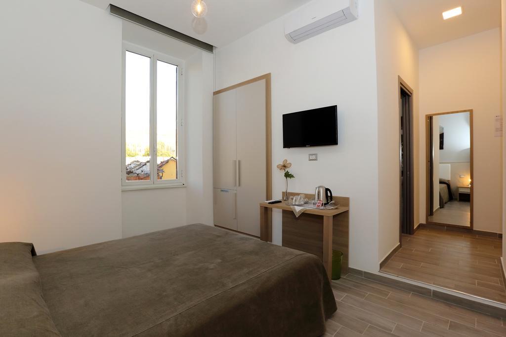 Casa Martinez Roma Hotel Buitenkant foto